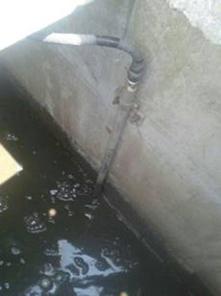 �ŵ�{ˮ���м~����